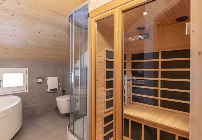 House in Murau - Superior Chalet # 15 with IR-sauna & Whirlpool