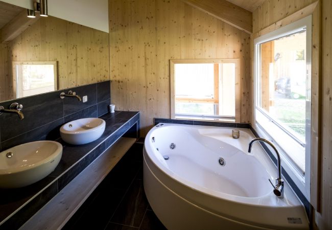 House in St. Georgen am Kreischberg - Premium Chalet # 42 with IR sauna 