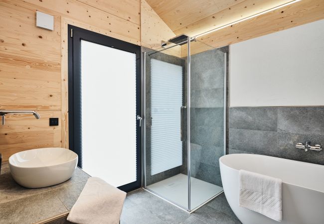 House in Haus im Ennstal - Superior Chalet with 4 bedrooms and sauna & outdoor bathtub