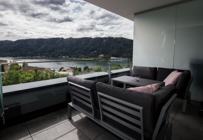 Apartment in Annenheim am Ossiacher See - Apartment Gerlitzen with lake view