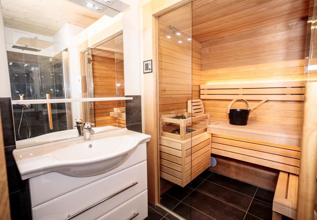 Apartment in Haus im Ennstal - Superior Apartment gallery with 2 bedrooms and sauna & outdoor bathtub